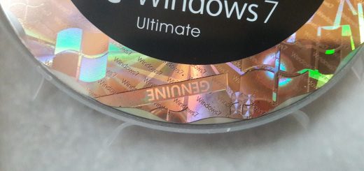 Counterfeit Windows 7 DVD with Hologram